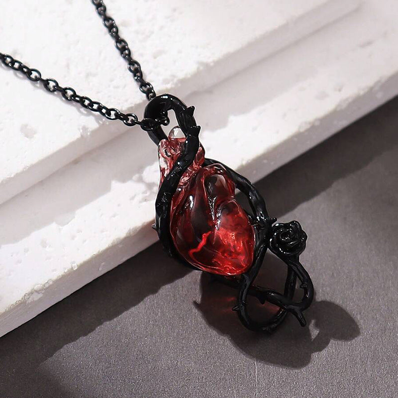 Rian's Thorns Heart Necklace